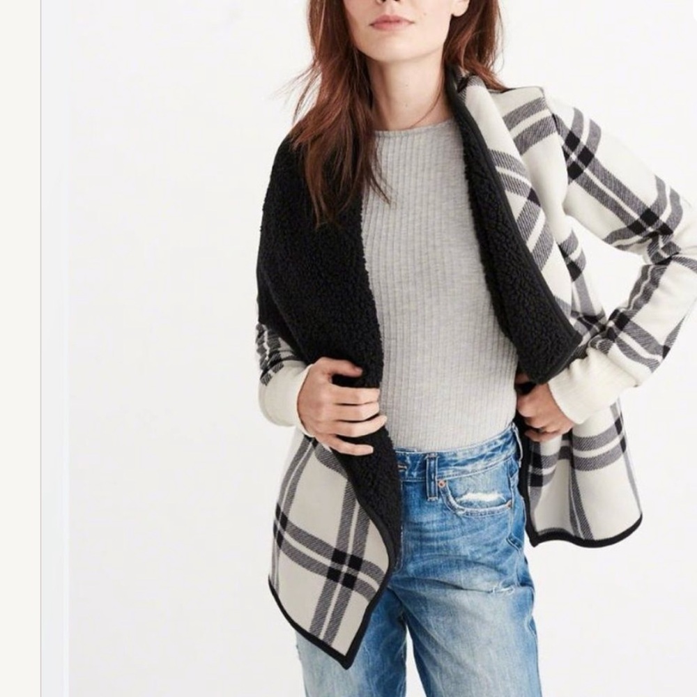 Abercrombie & Fitch Plaid Cardigan - Black and Cream